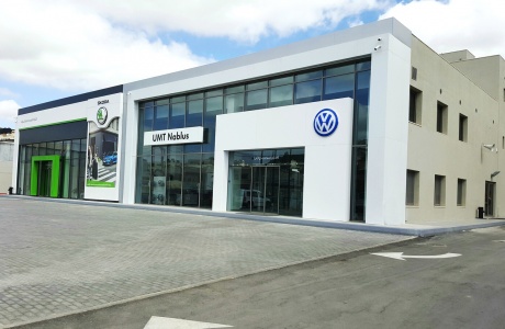 الشركة المتحدة لتجارة السيارات تفتتح مقرها الجديد في مدينة نابلس